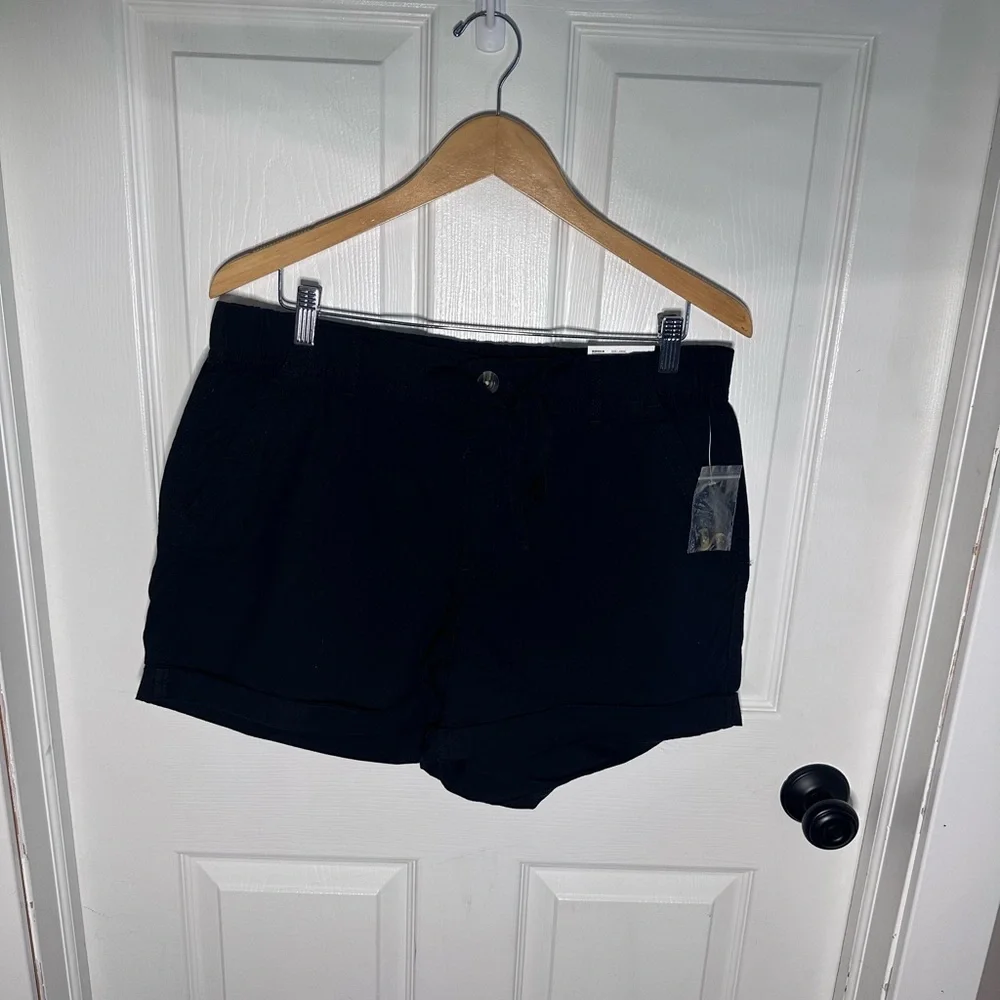 Sonoma Women's Dark Navy Cargo Shorts‎ - Picture 1 of 3